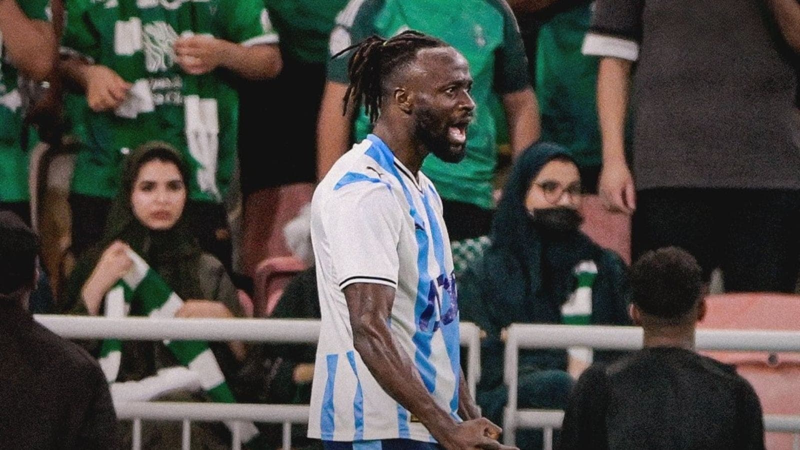 Mayele comemora hat-trick contra o Al Ahli pela Copa Intercontinental