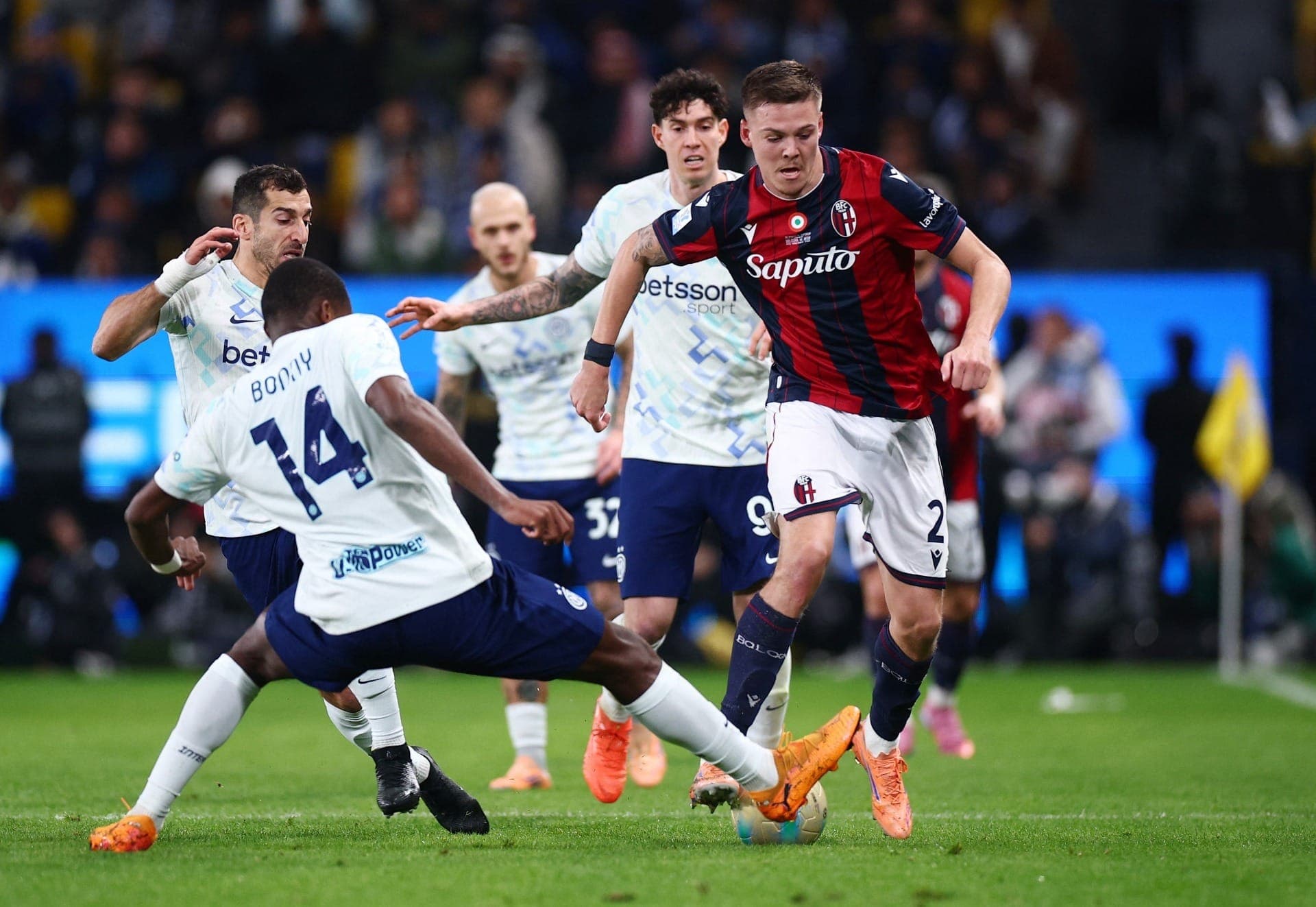 Bologna fará a final contra a Napoli da Supercopa da Itália