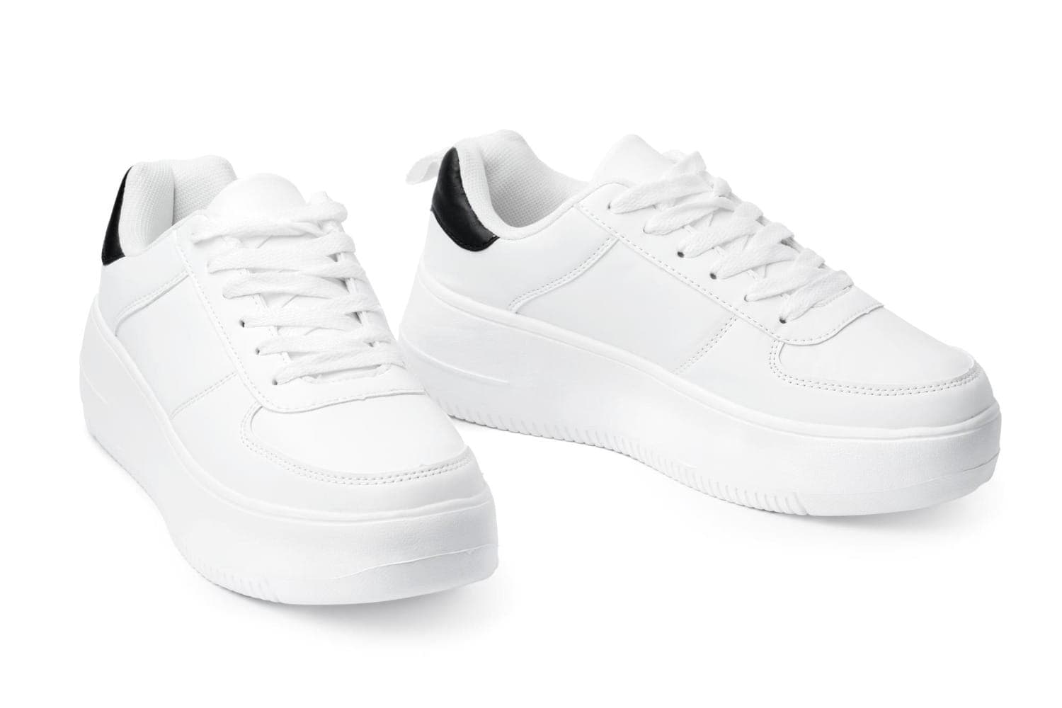 Veja truques para manter o seu tênis branco sempre em bom estado