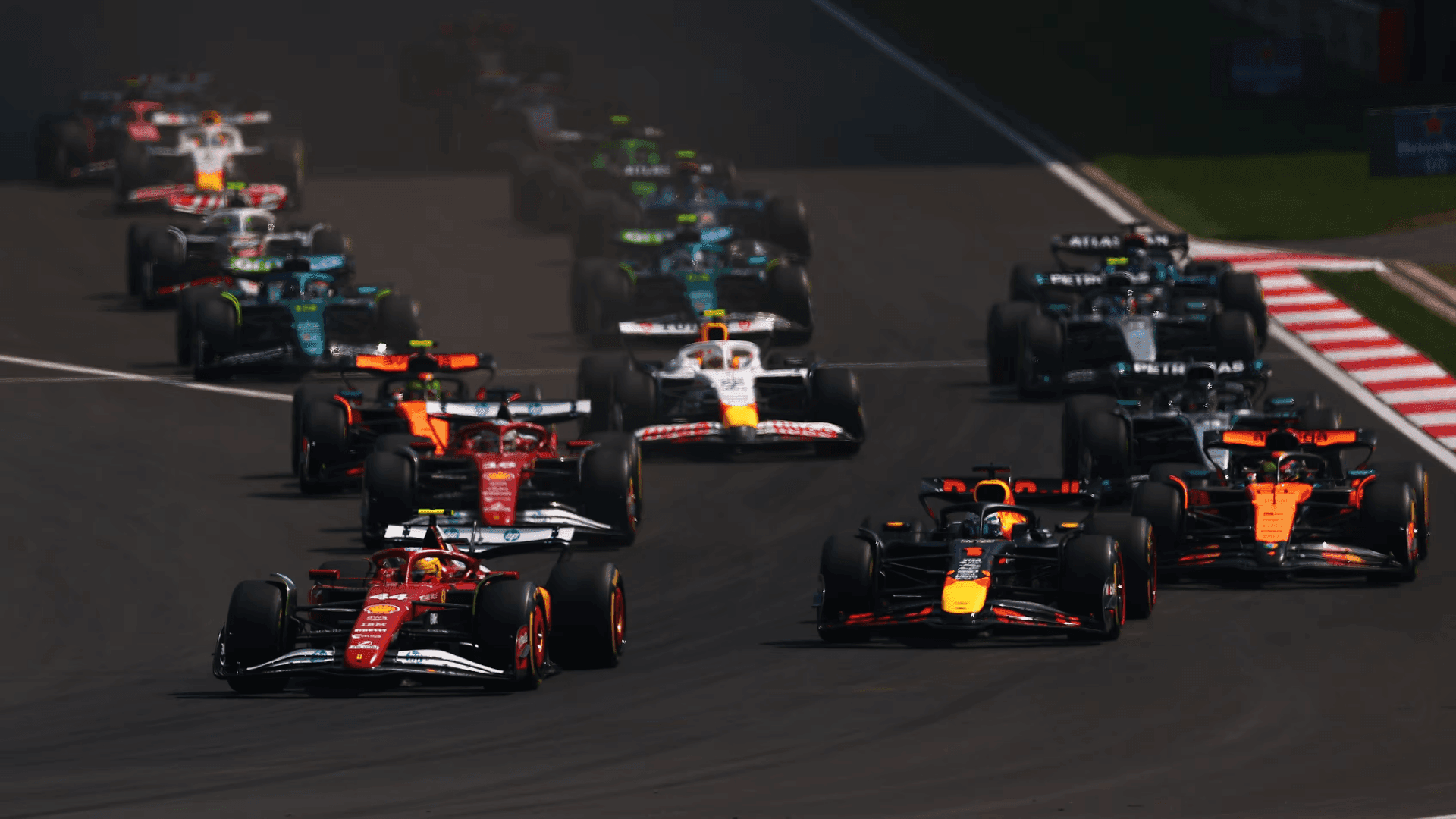 F1 fecha 2025 com recorde de público e faturamento milionário nos cinemas
