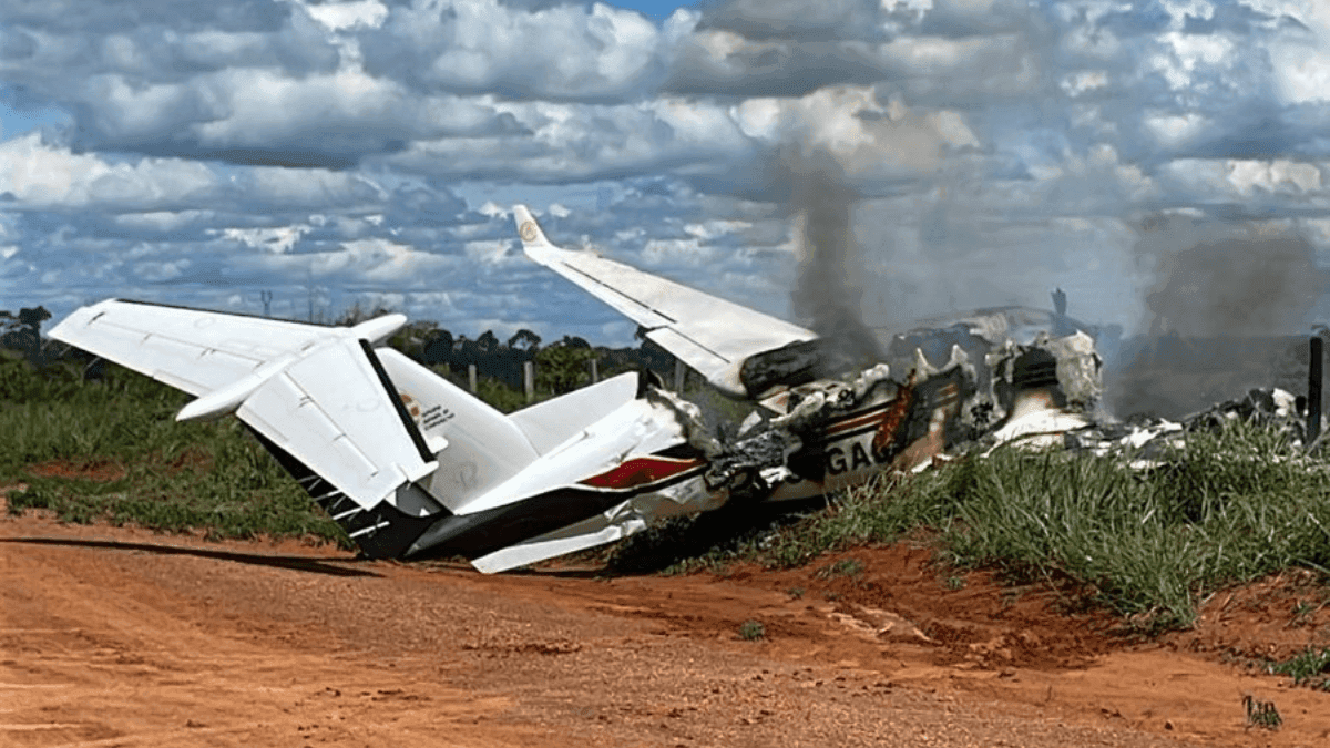 Acidente aéreo