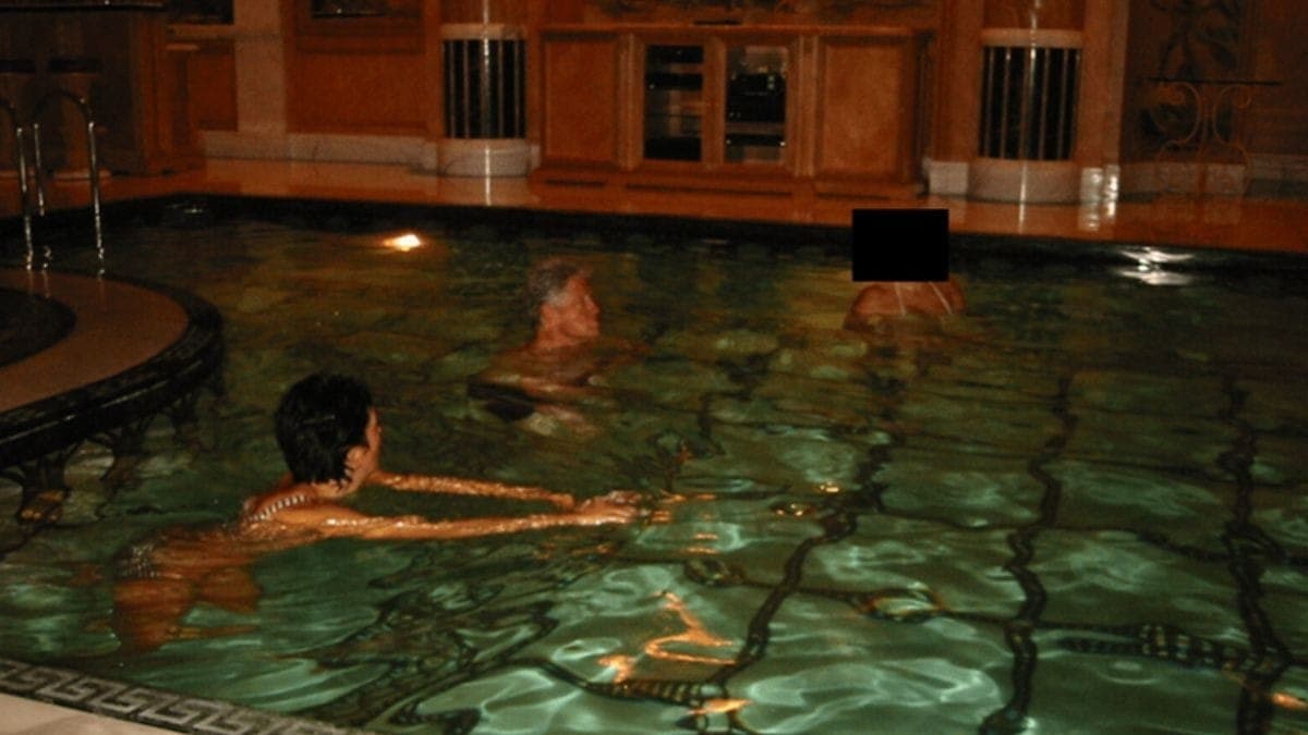 Jeffrey Epstein, Ghislaine Maxwell e uma possível vítima