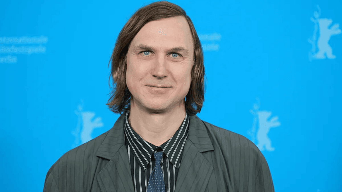 Lars Eidinger vai interpretrar o vilão Brainiac em Superman 2