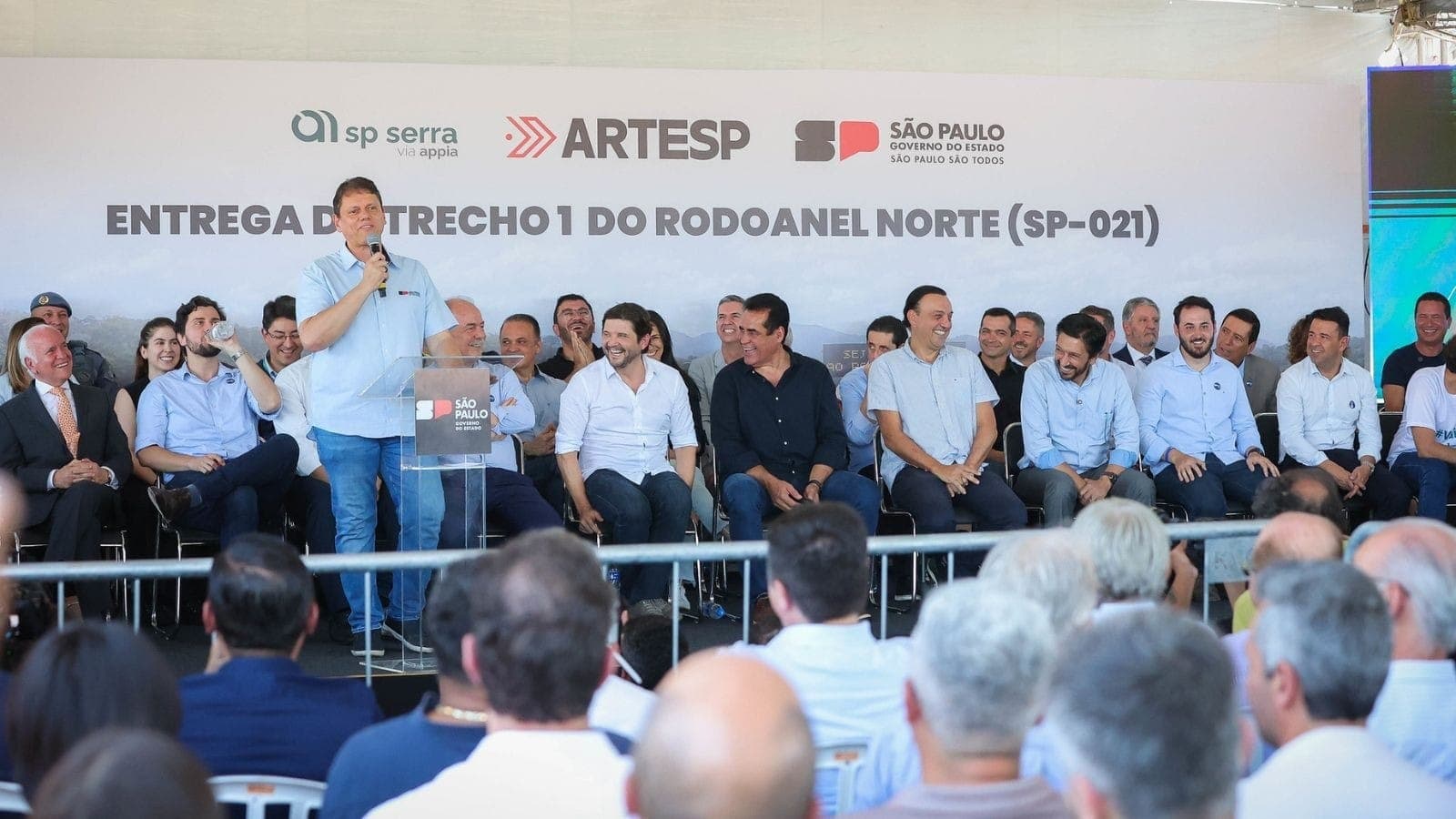 Tarcísio e Mercadante em evento no Rodoanel