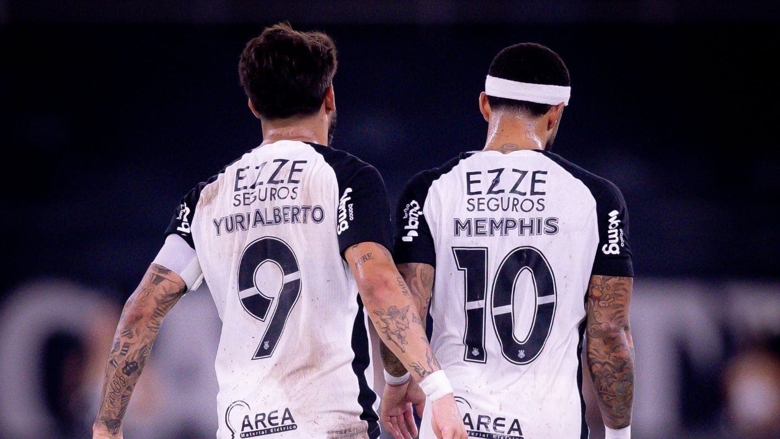 Yuri Alberto e Memphis Depay