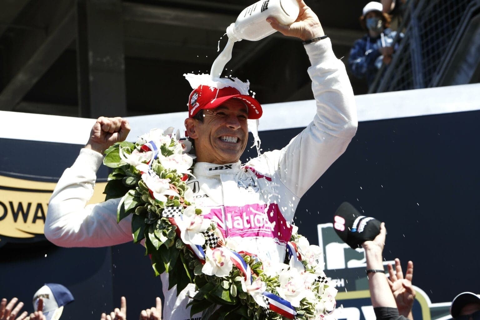 Helio Castroneves venceu quatro vezes e igualou pilotos mais vitoriosos da história da prova