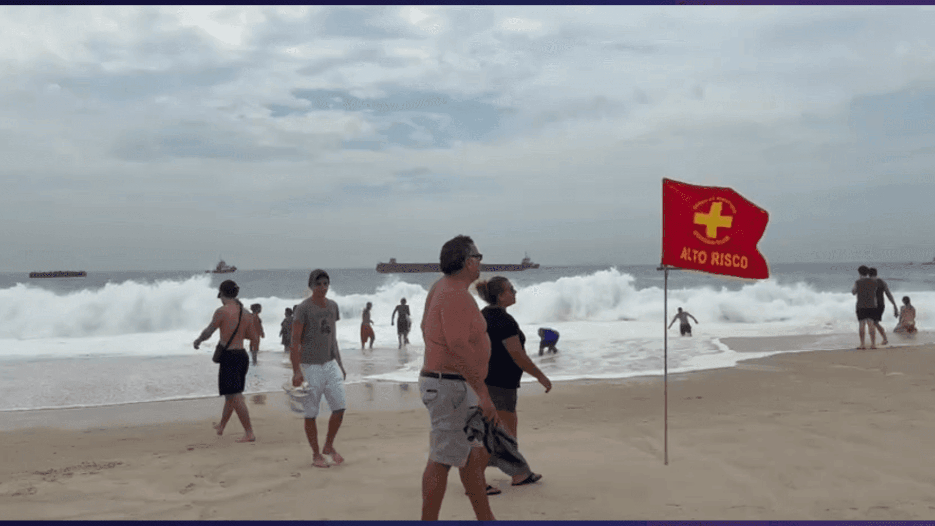 Corpo de Bombeiros realizou buscas no mar