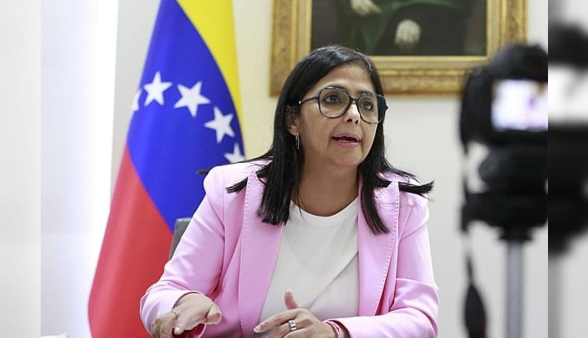 Forças Armadas da Venezuela reconhecem Delcy Rodríguez como presidente interina