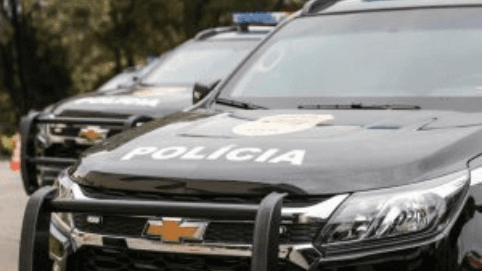 As investigações mostram que os dois atacaram um jovem