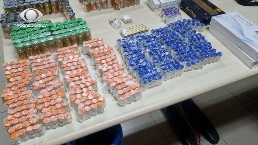 PRF apreende ampolas e comprimidos de anabolizantes escondidos em brinquedos infantis na BR-369, em Arapongas.