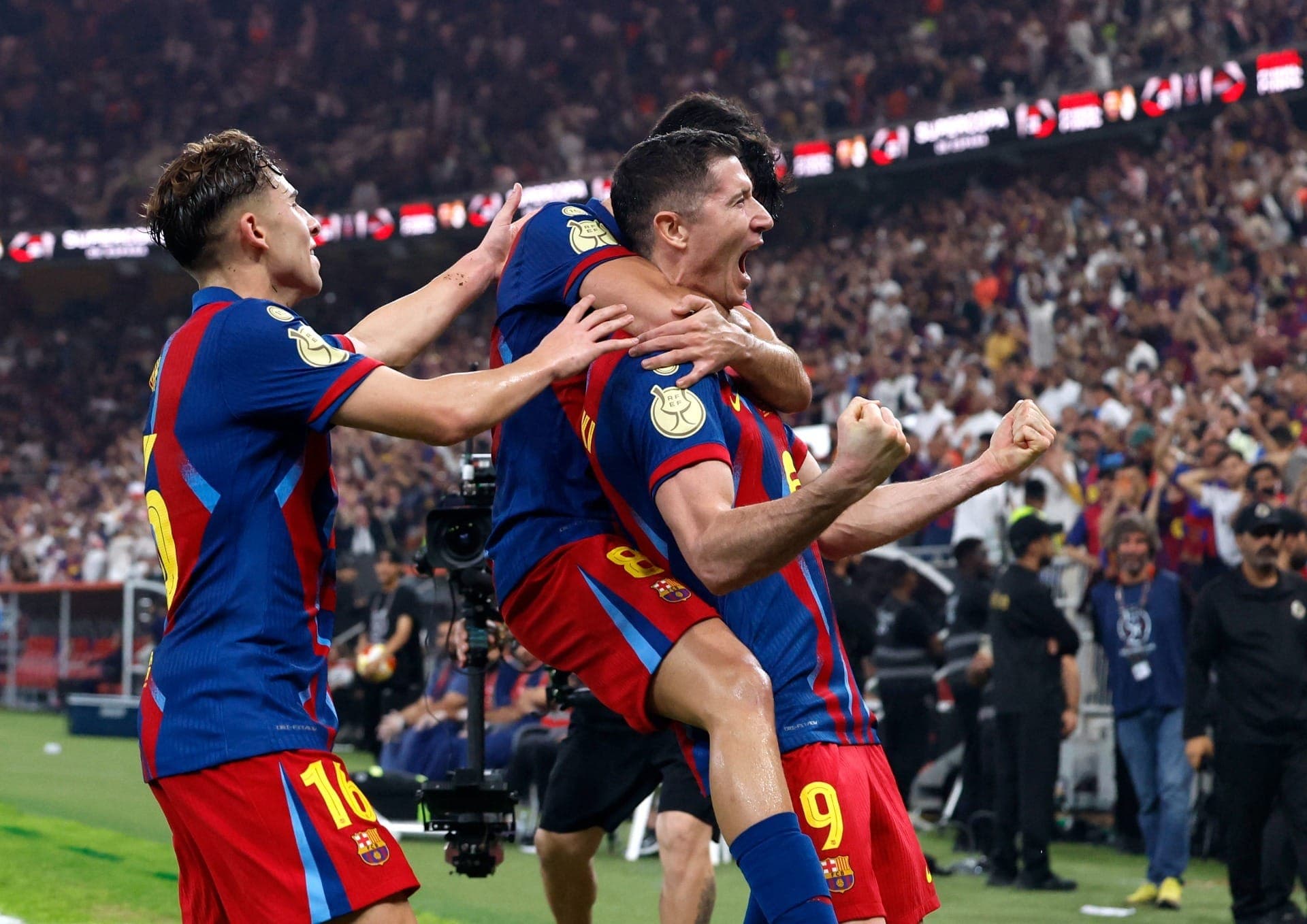 Barcelona sai do Camp Nou campeão se não perder para o Real Madrid
