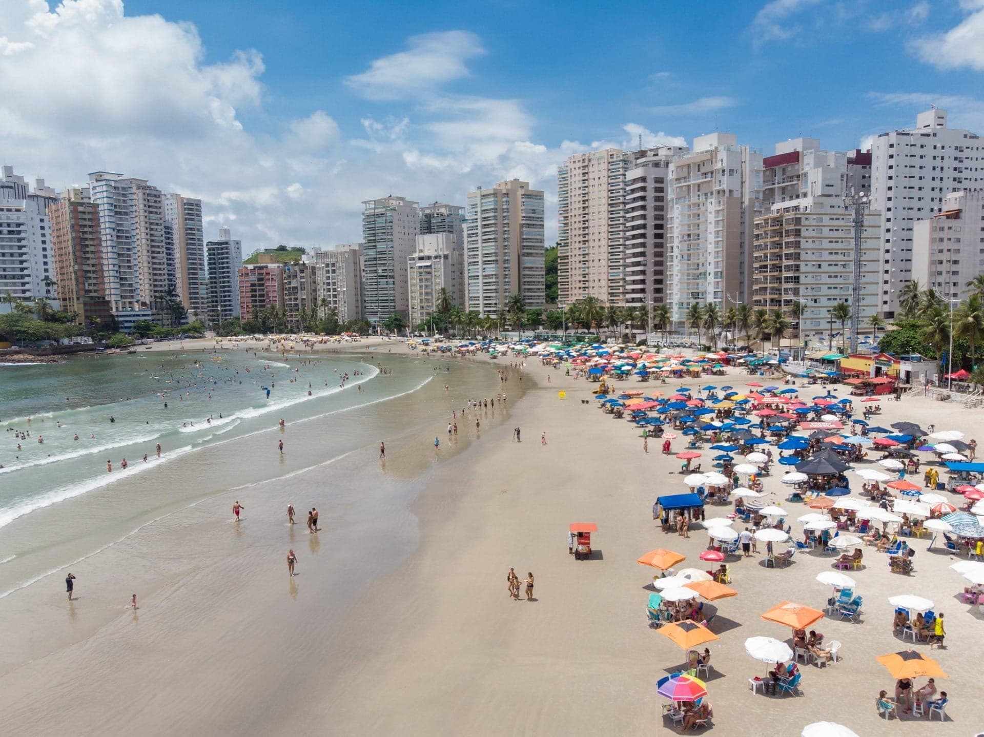 Procon dá dicas para consumidores não caíem em golpes na praia