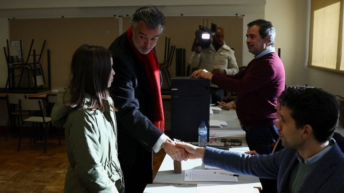 Portugal realiza primeiro turno das eleições presidenciais
