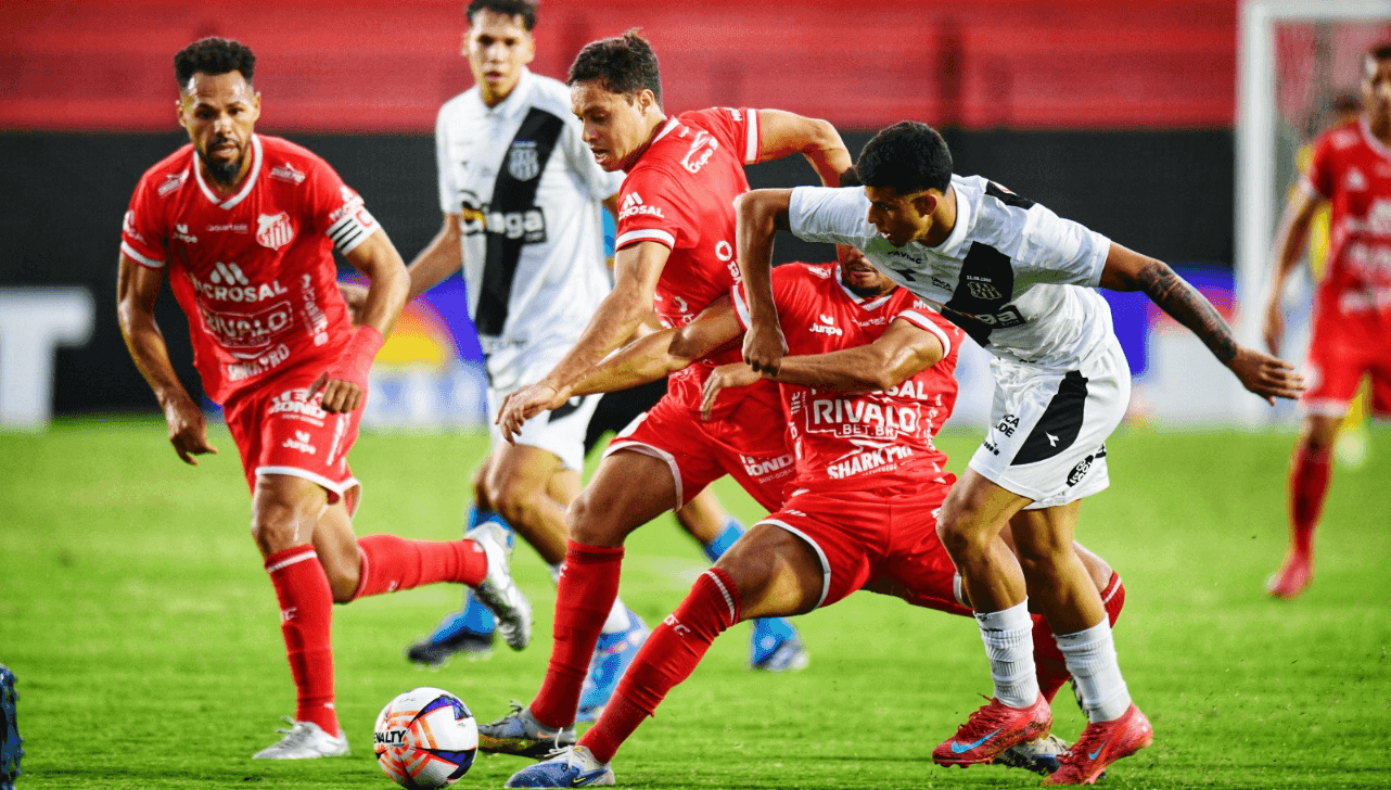Capirariano garante vitória com gol nos acréscimos