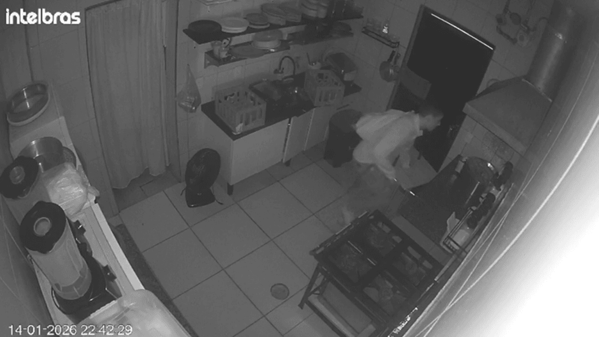 Bandidos invadem joalheria e levam R$ 10 mi em joias no interior de SP
