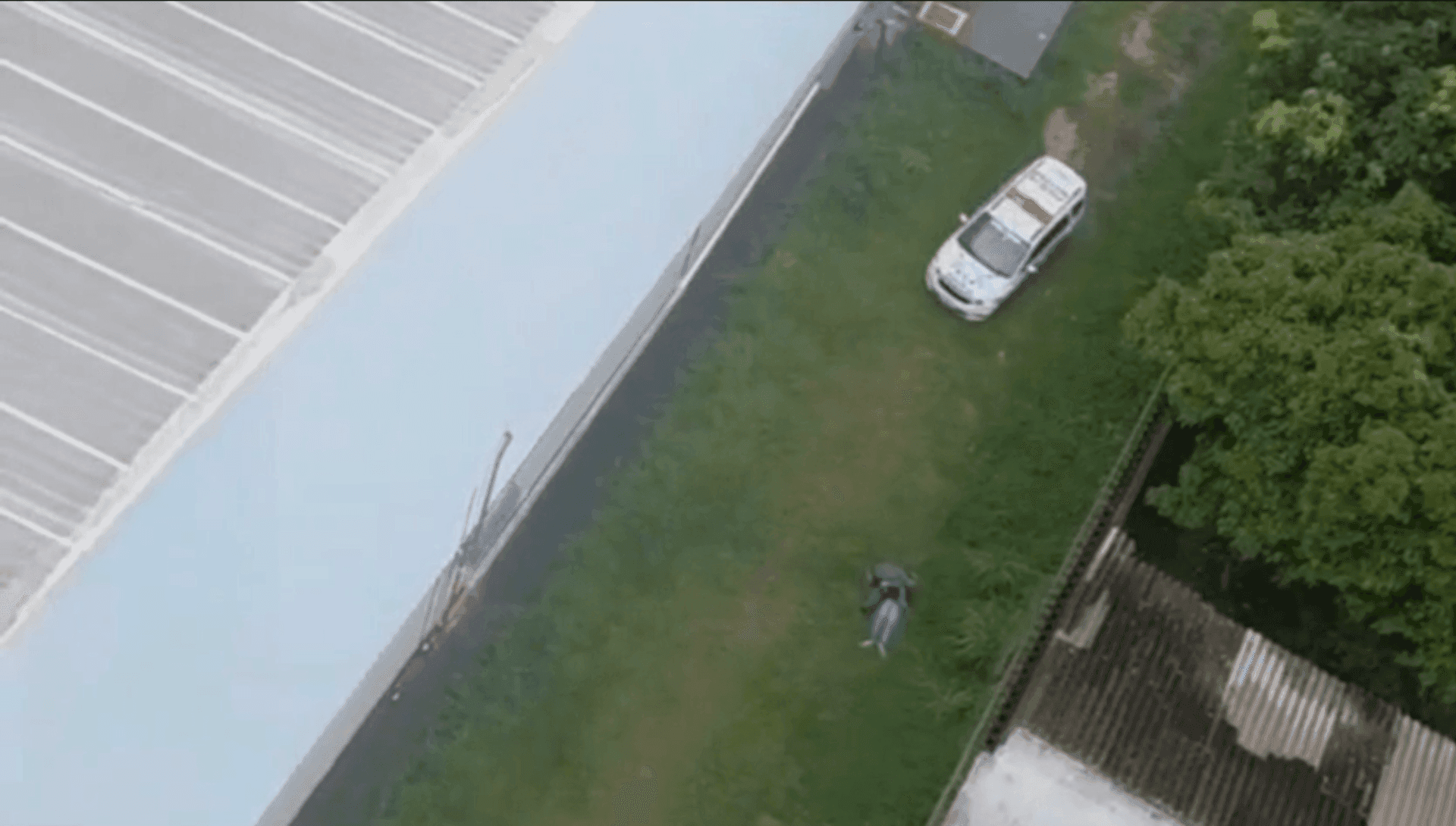 Com o suporte aéreo, o veículo foi finalmente localizado e interceptado no bairro Jardim São Bento