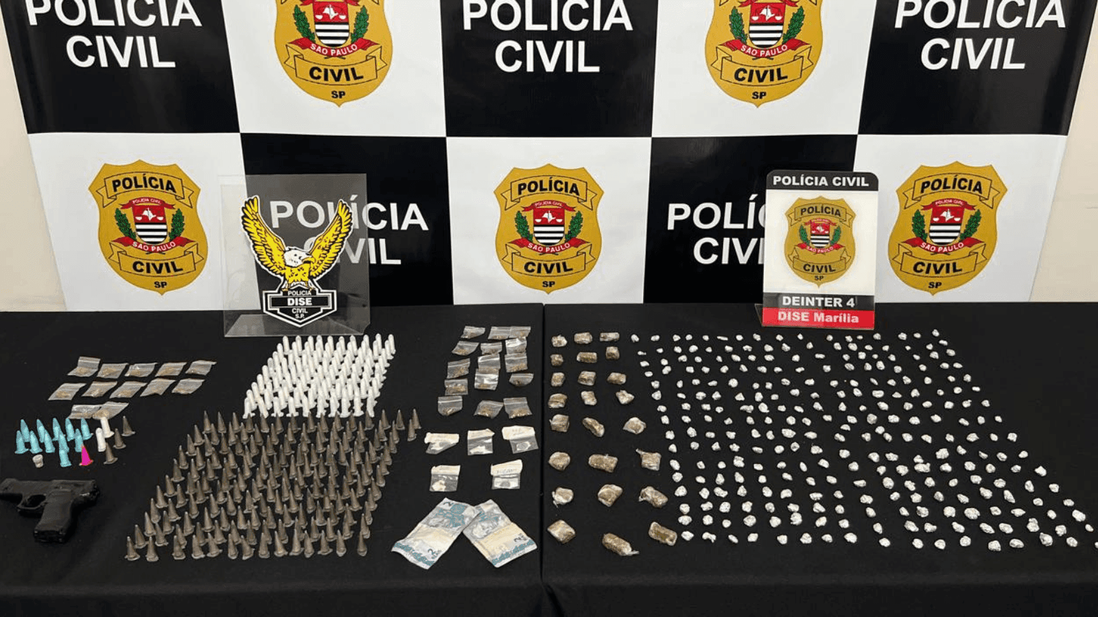Os entorpecentes estavam escondidos na casa do suspeito