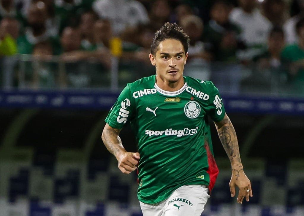 Khellven marcou um dos gols do Palmeiras na vitória contra o São Paulo