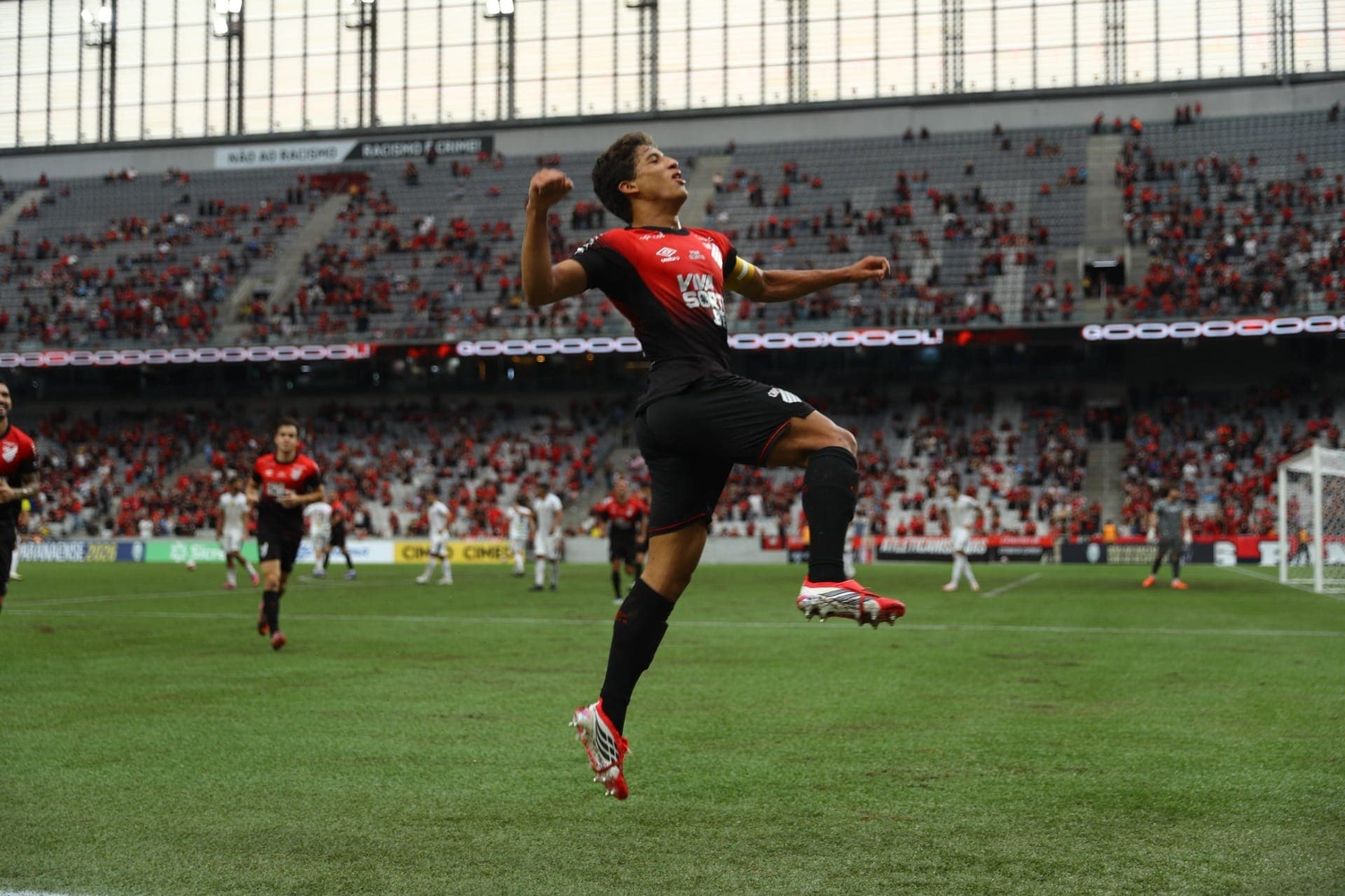 João Cruz marcou primeiro gol na carreira contra o Inter em Porto Alegre