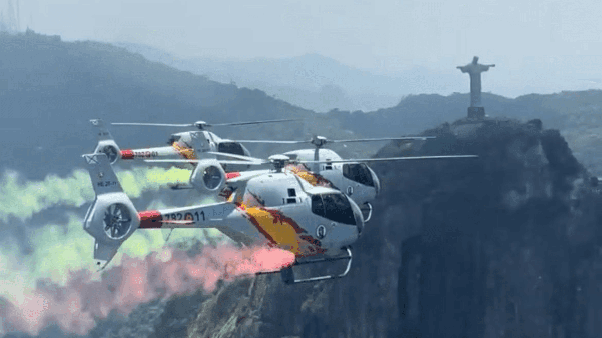 Show aéreo: Esquadrilha da Espanha se prepara para apresentação no RJ
