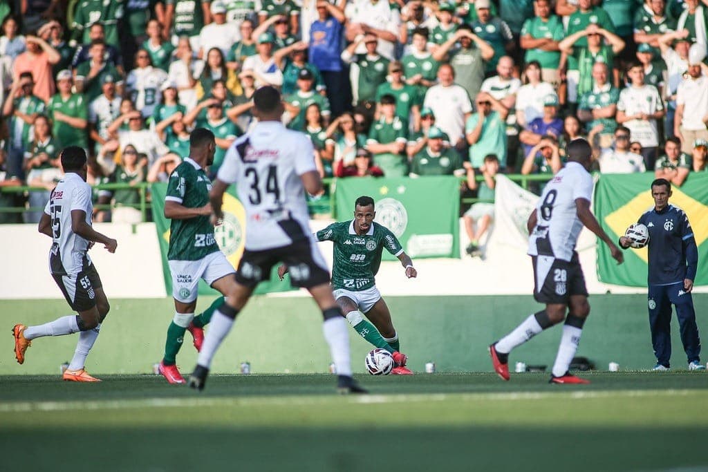 Dérbi 213 pode quebrar marca histórica