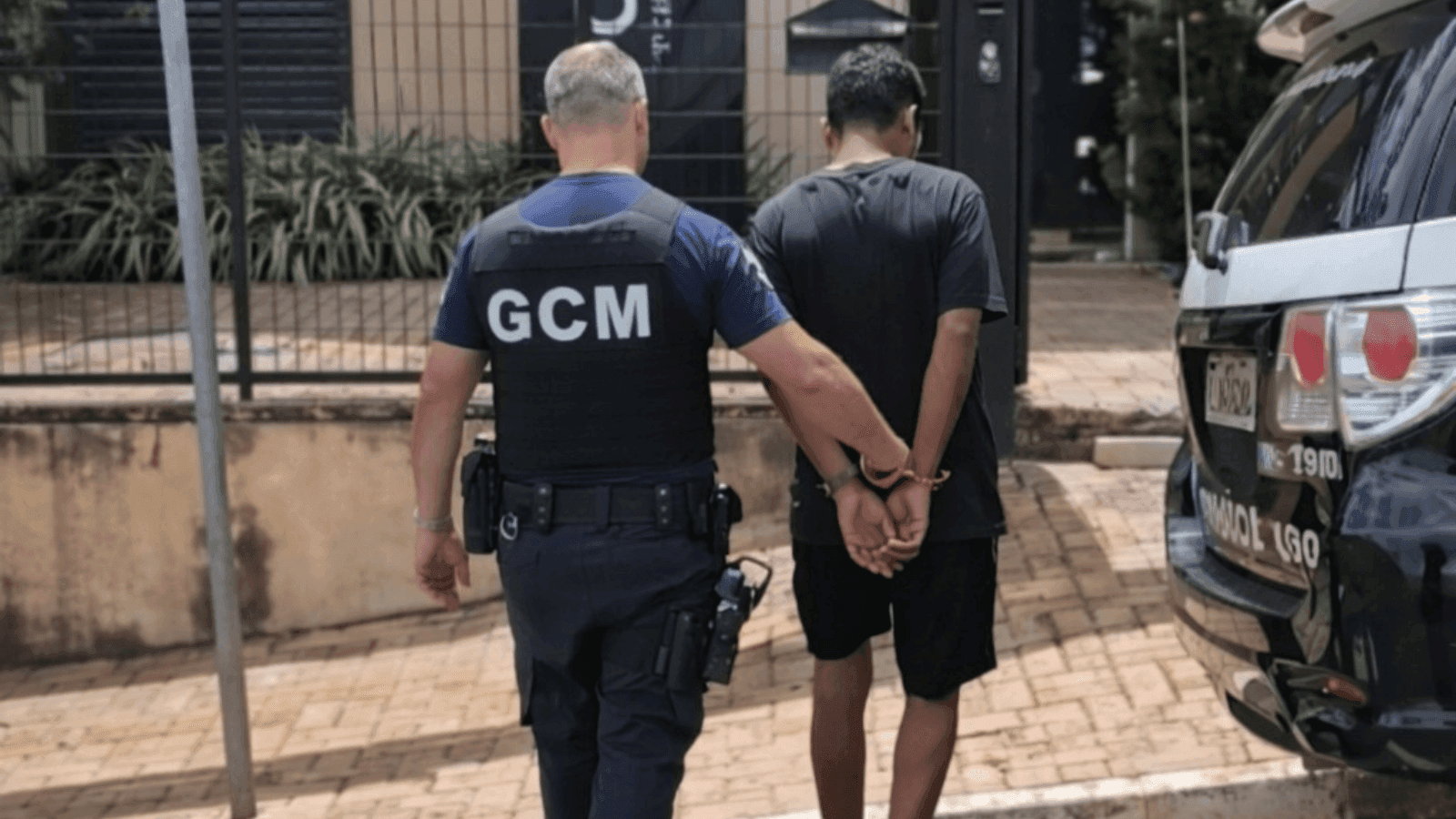 O jovem foi preso pela GCM no bairro Jardim Seyon