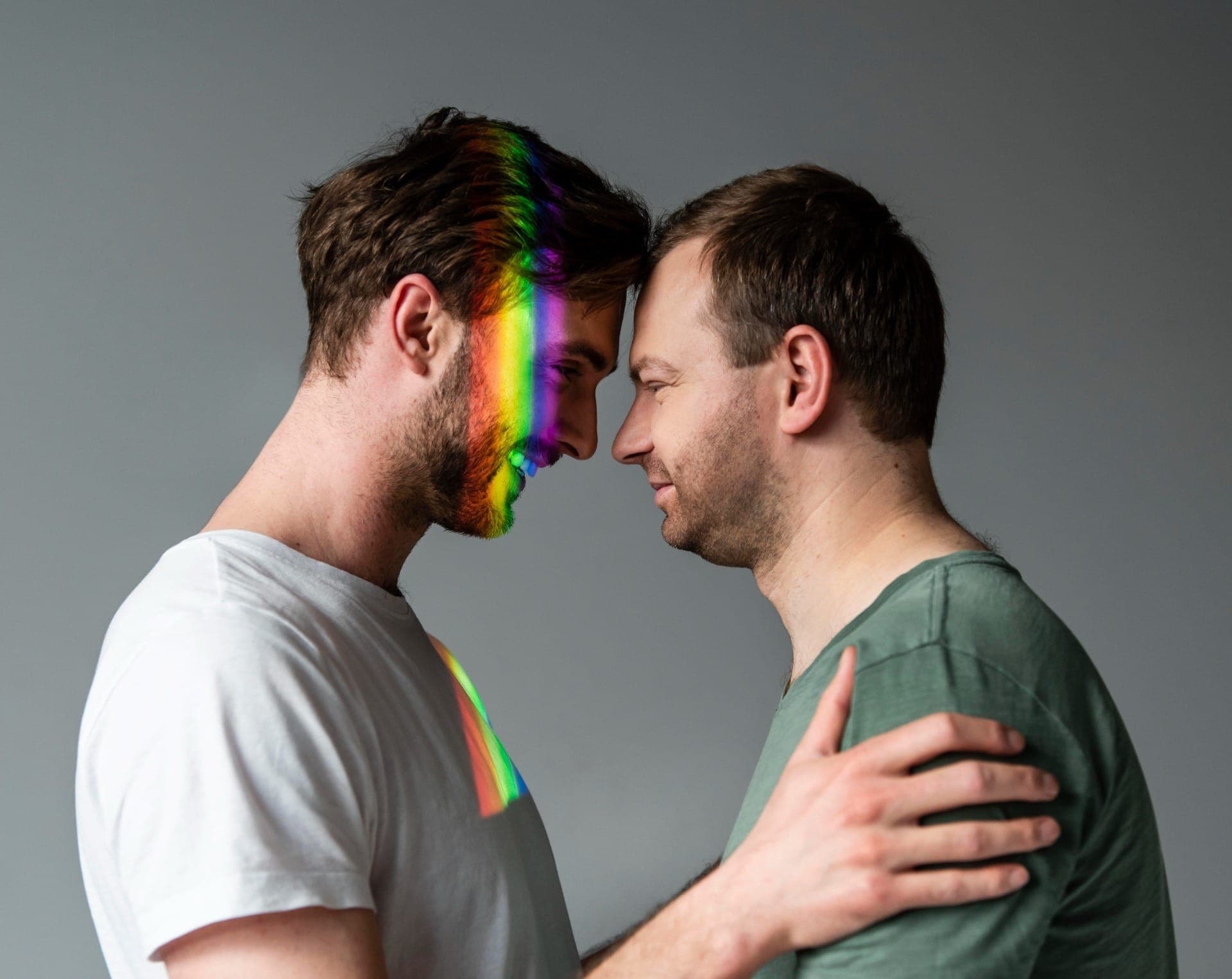Ser heteroflex é diferente de ser bissexual, diz ator
