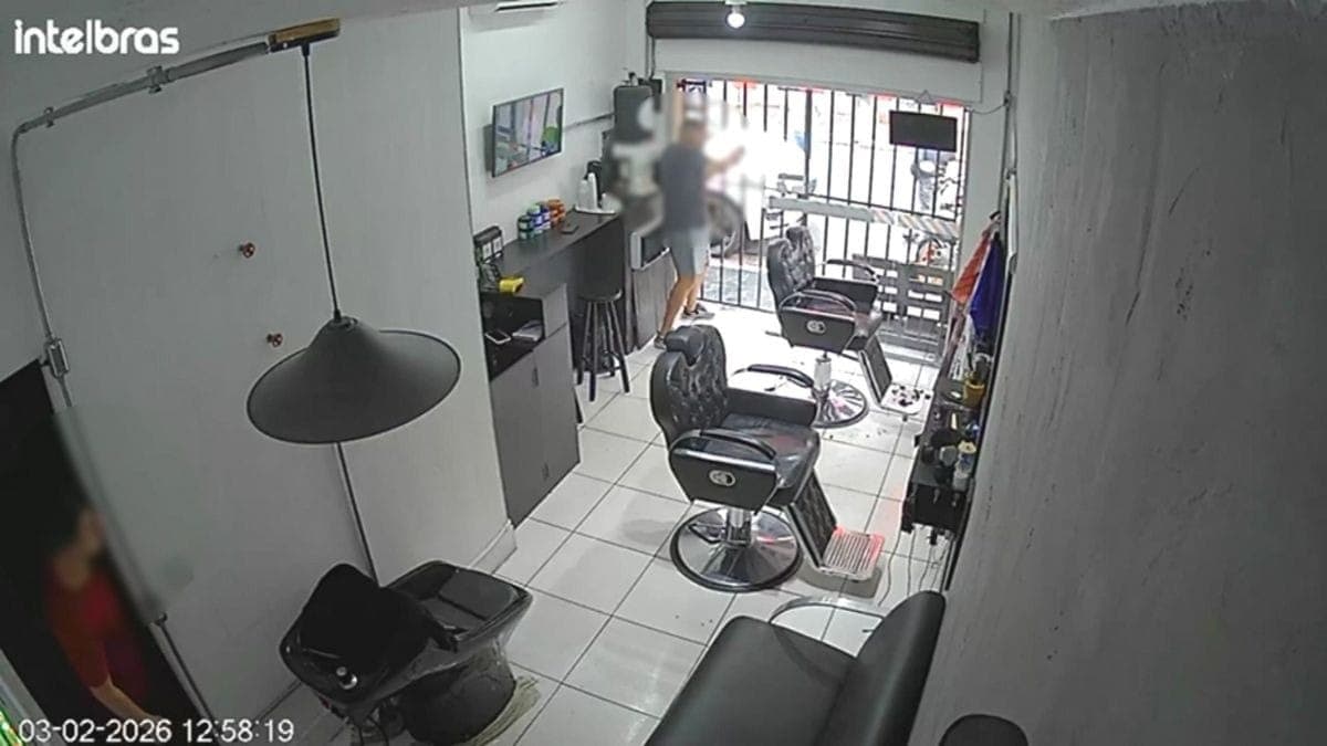 Barbearia em que o PM estava quando presenciou o assalto