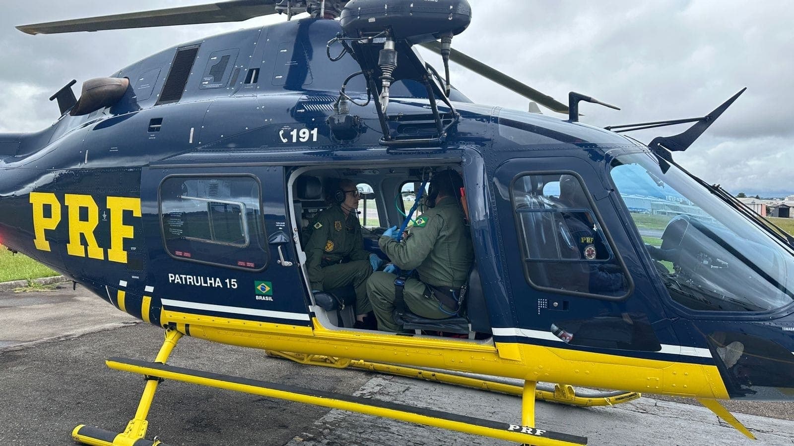 Bebê de 14 dias é transportado de avião e helicóptero PRF para cirurgia cardíaca urgente no Paraná.