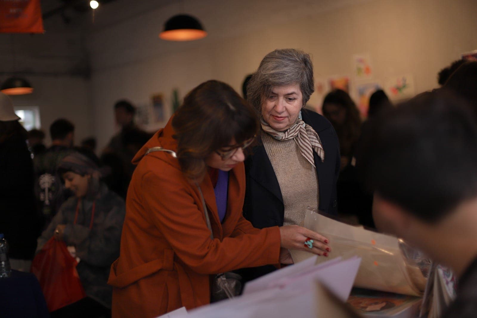 Evento de artes impressas reúne 33 artistas de várias cidades do Brasil