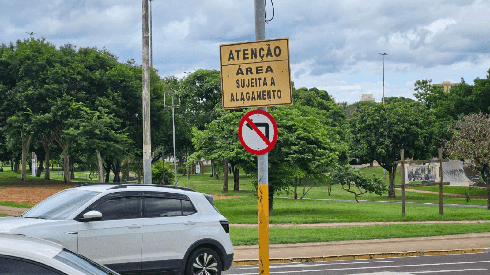 Os locais estão devidamente identificados com placas