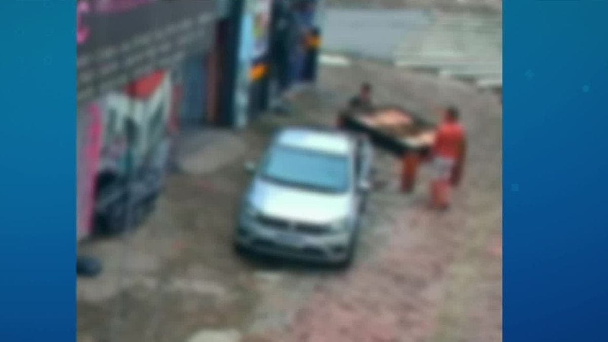 Polícia de SP prende grupo que escondia cocaína em mesa de sinuca e botijão