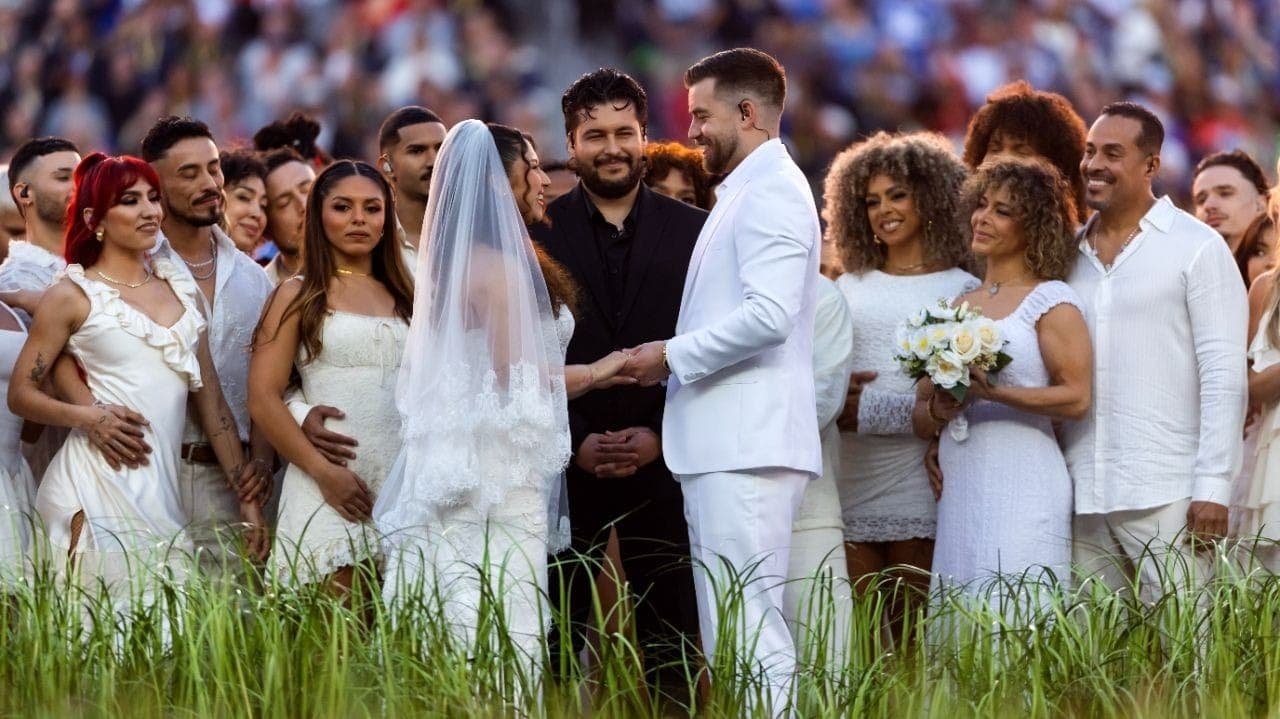Casamento celebrado durante show de Bad Bunny no Super Bowl