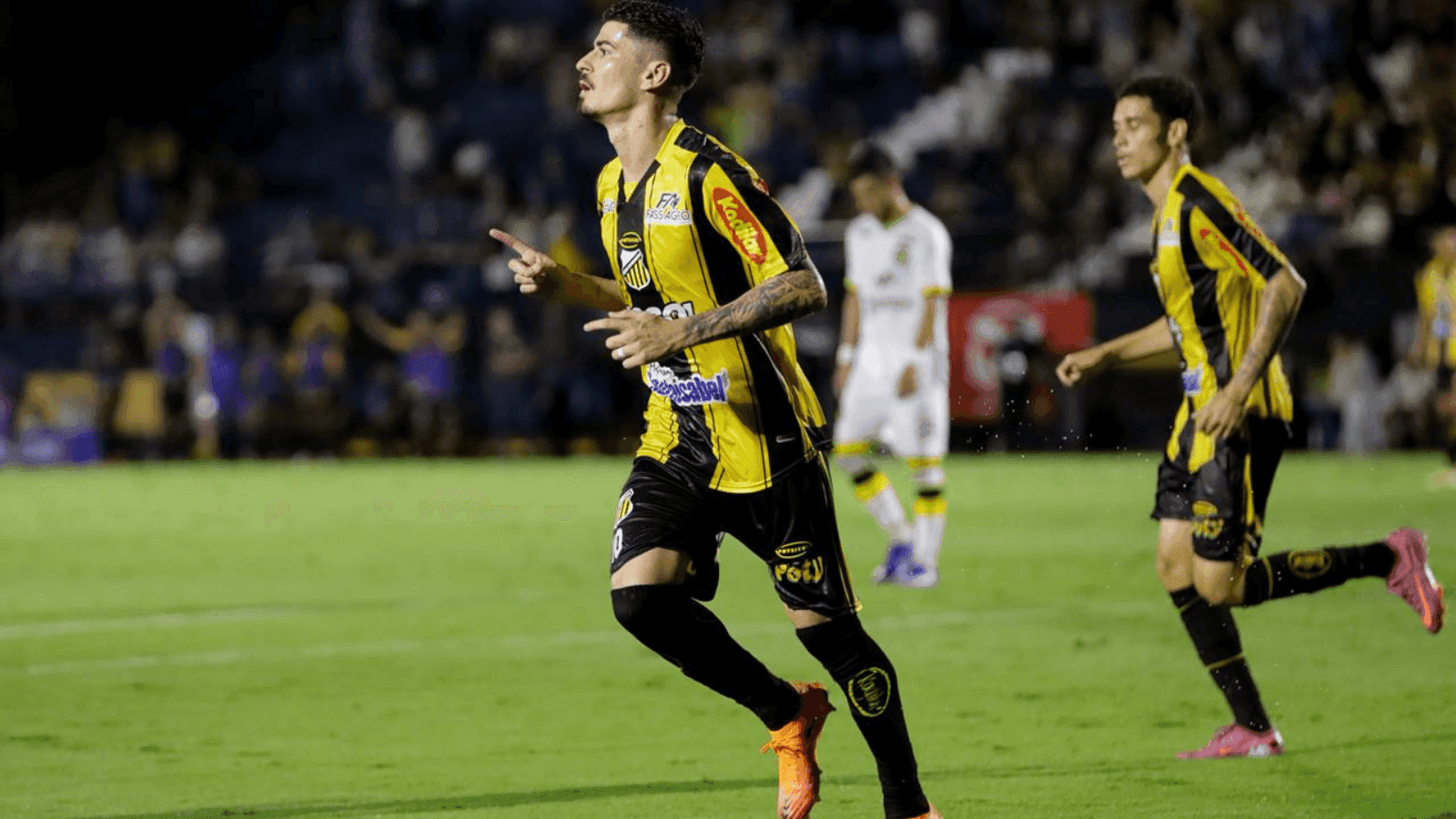 O Tigre venceu o adversário por 2 a 1 no Jorjão