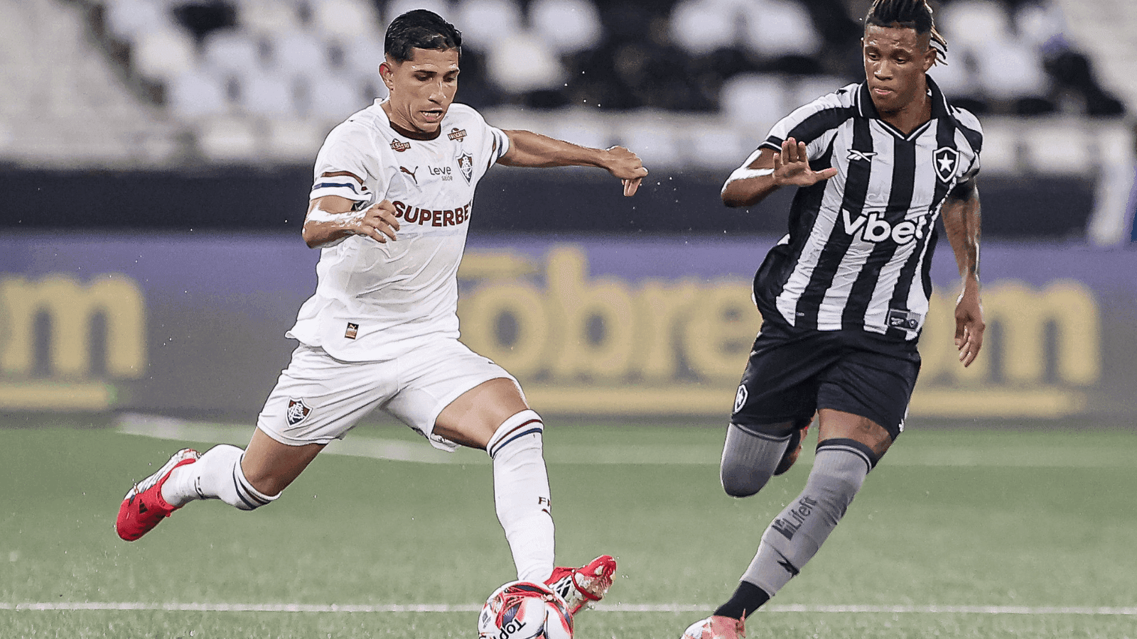 Fluminense e Botafogo se enfrentam pela terceira rodada da Série A