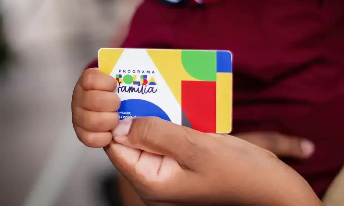 Pagamento de fevereiro do Bolsa Família começa nesta quinta-feira (12)
