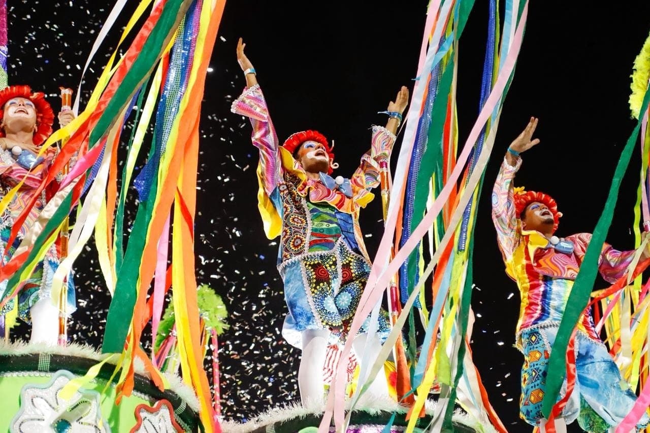 Desfile da Arranco