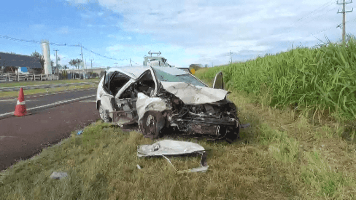 Mulher morre em grave acidente na BR-277 em Santa Tereza do Oeste (PR)
