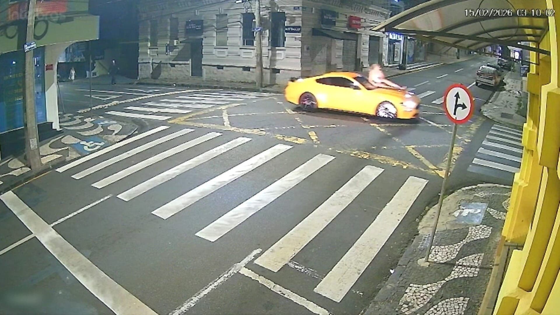 Mulheres são atropeladas e arrastadas por ex-companheiros em MG e no PR