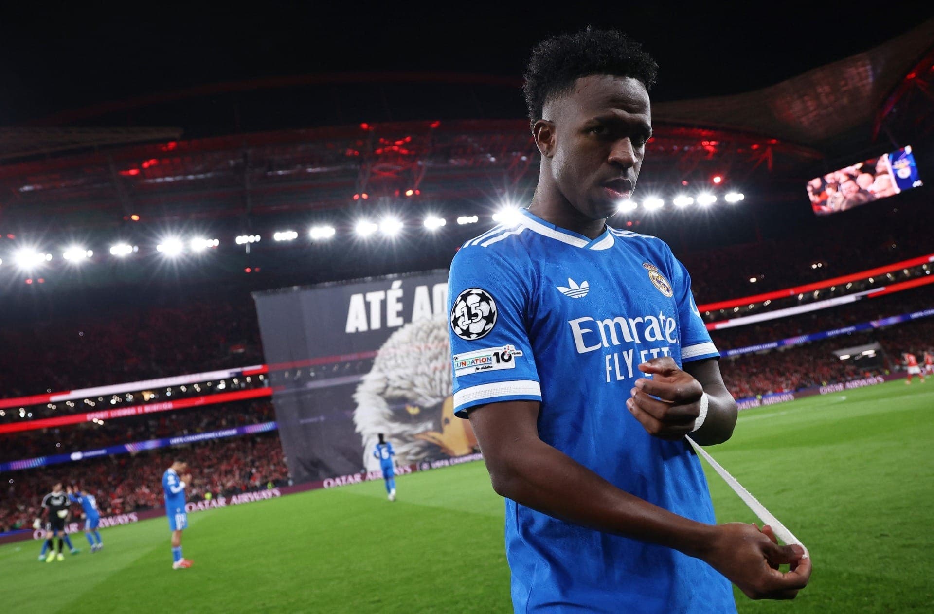 Vini Jr. denunciou racismo e protocolo foi ativado no jogo da Champions