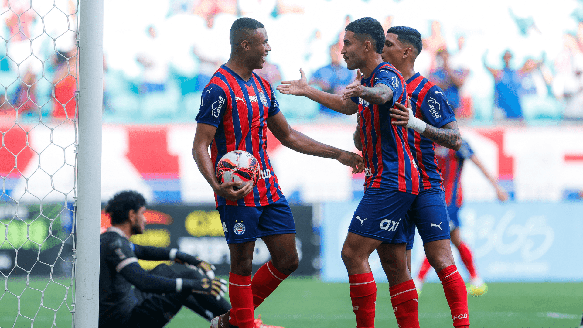 Esquadrão de Aço entra em campo nesta quarta (18), pela Libertadores