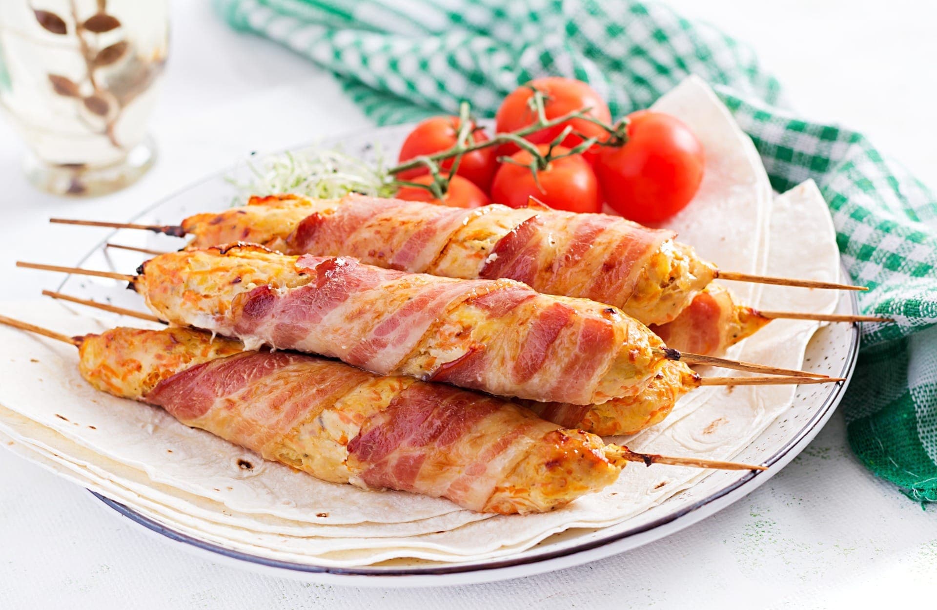 Espetinho de frango com bacon