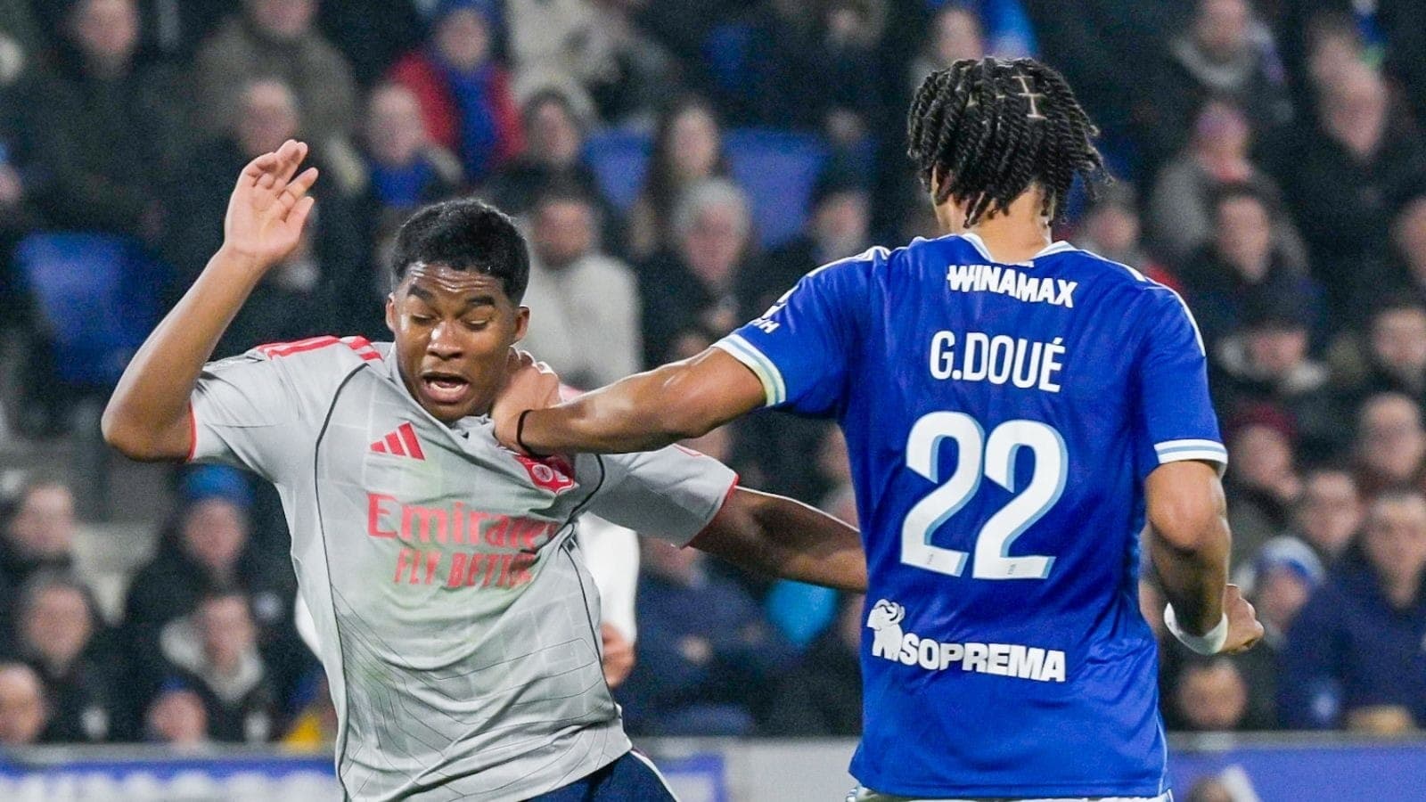 Endrick enfrentou forte marcação contra o Strasbourg