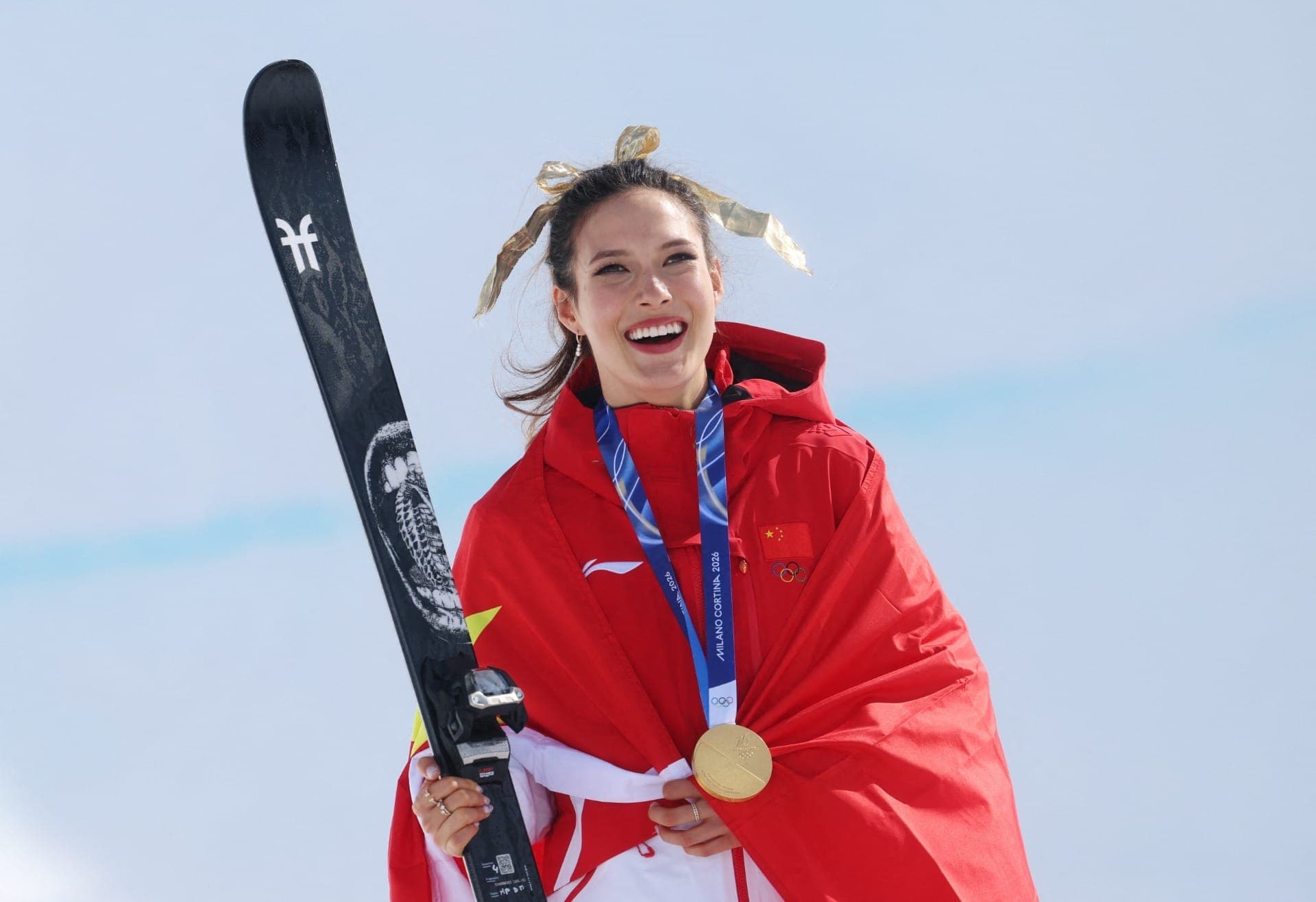 Eileen Gu, de 22 anos, é a maior medalhista olímpica do esqui estilo livre