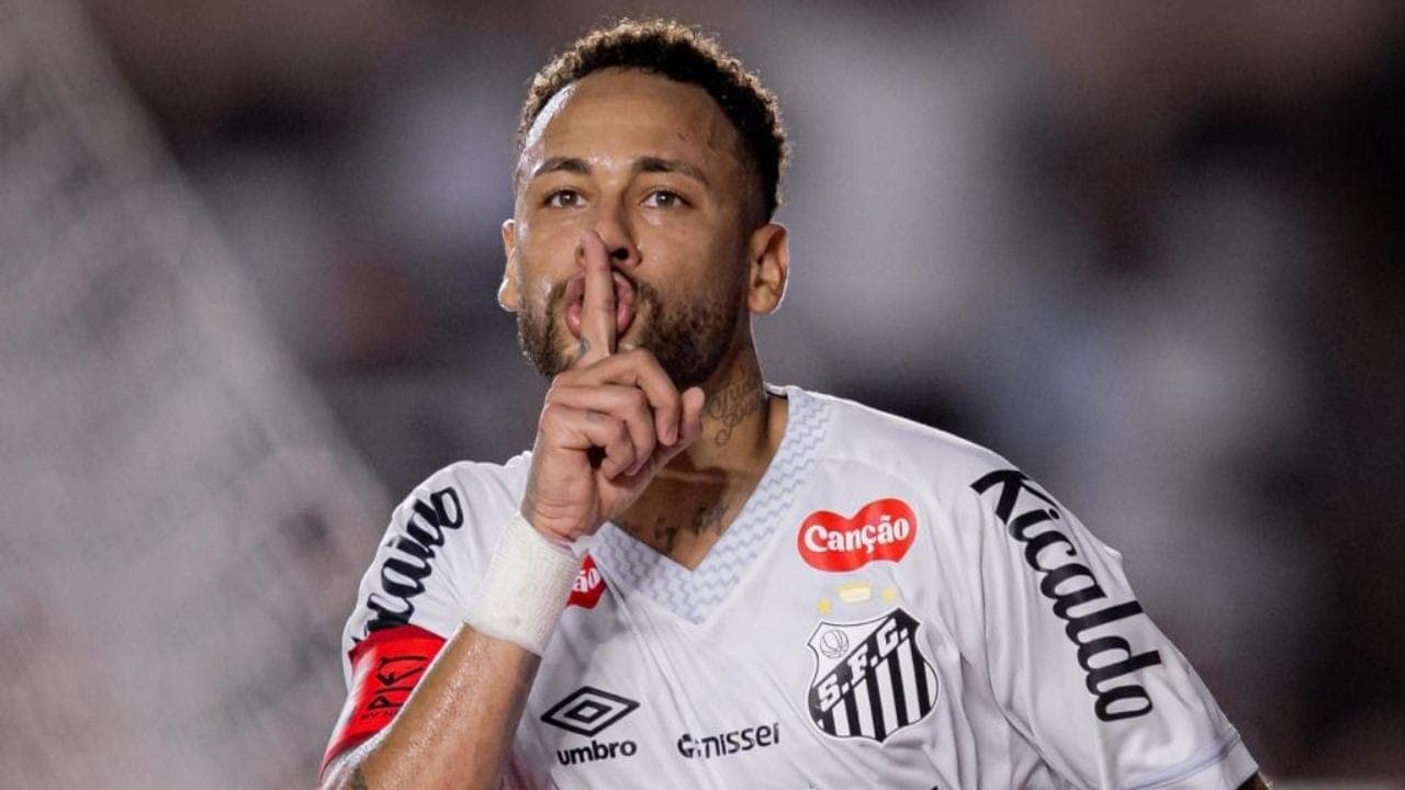 Neymar comemora gol contra o Vasco