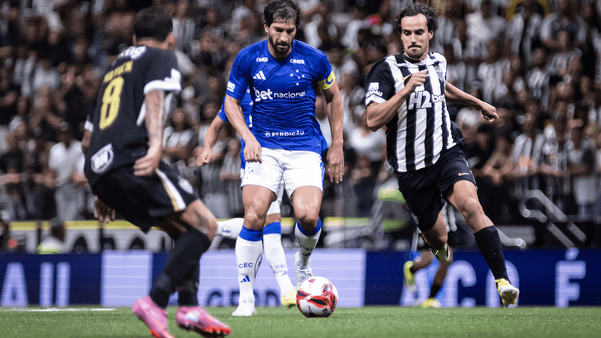 Cruzeiro e Atlético-MG fazem final do Campeonato Mineiro 2026