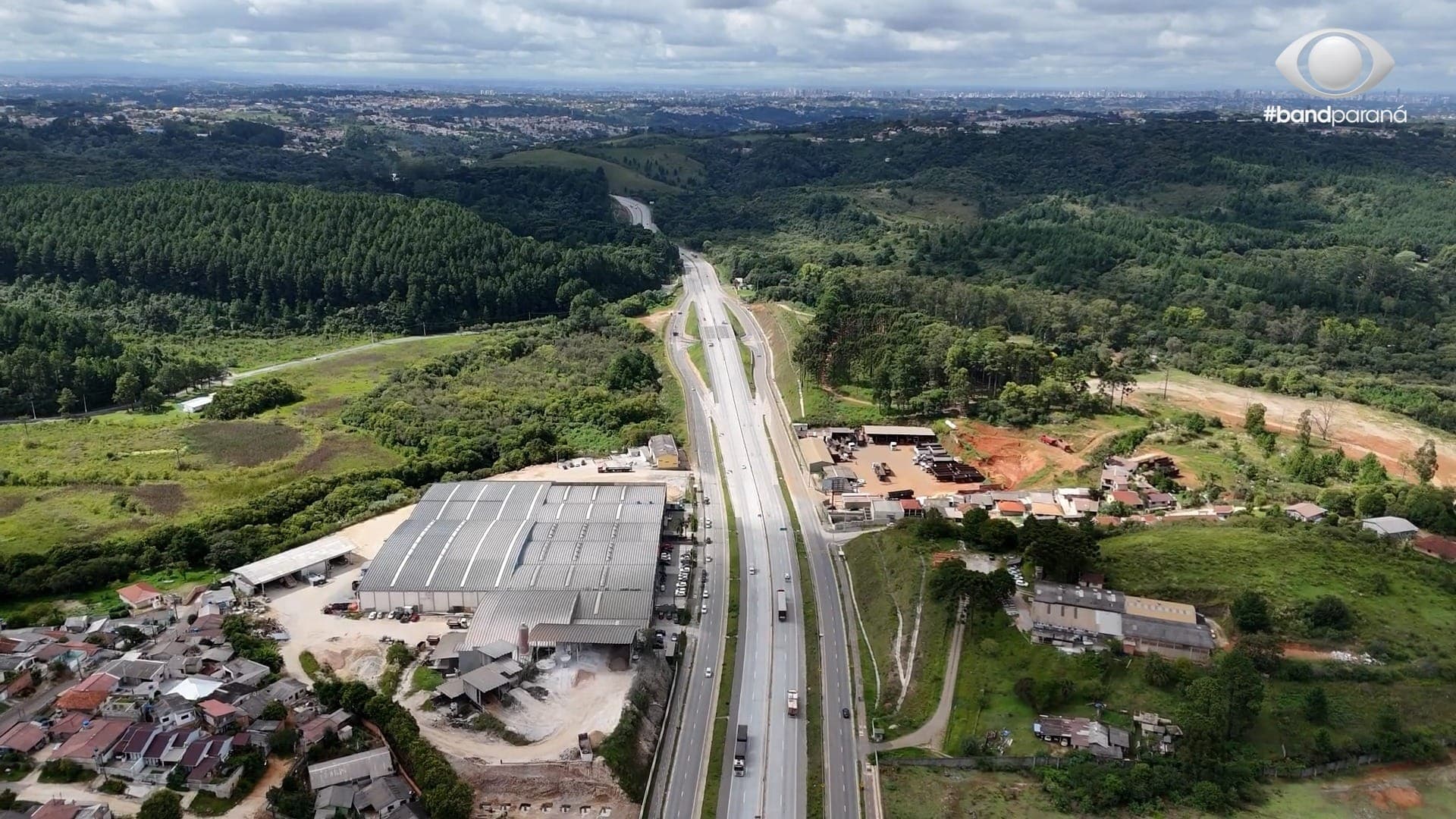 Ratinho Junior inaugura lote 2 e assina mais 8,3 km de duplicação da Rodovia dos Minérios