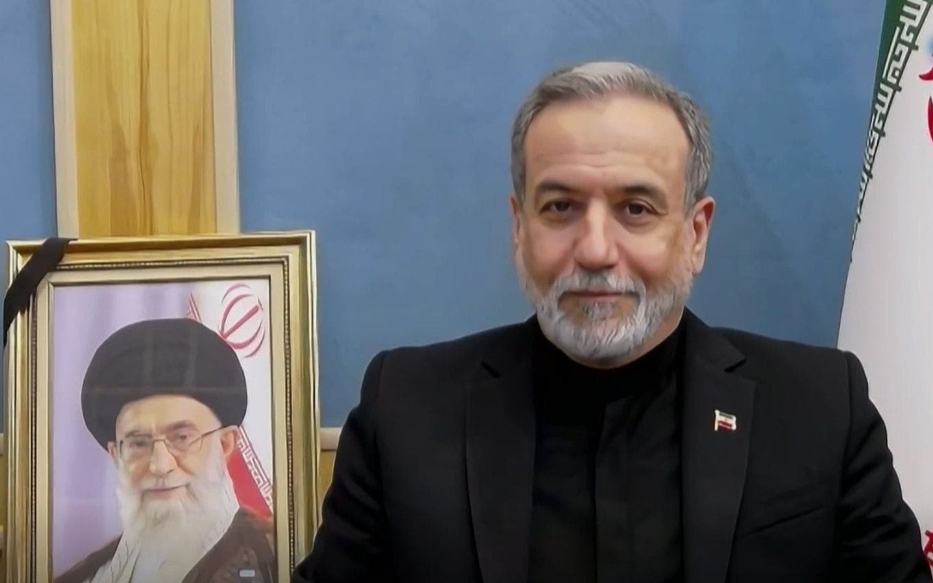 Abbas Araghchi durante entrevista ao programa Meet the Press, da NBC News, domingo (8)