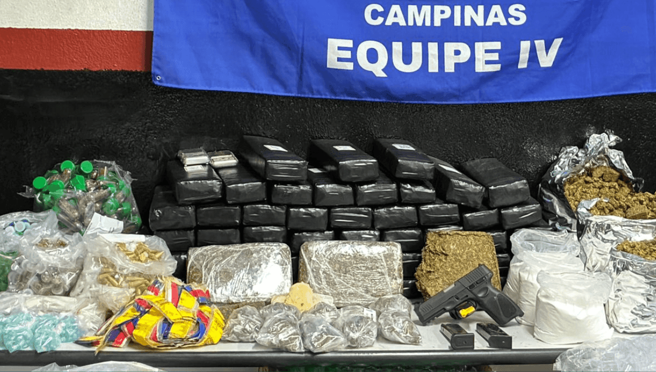 Todo o material foi apreendido e encaminhado ao 1º Distrito Policial