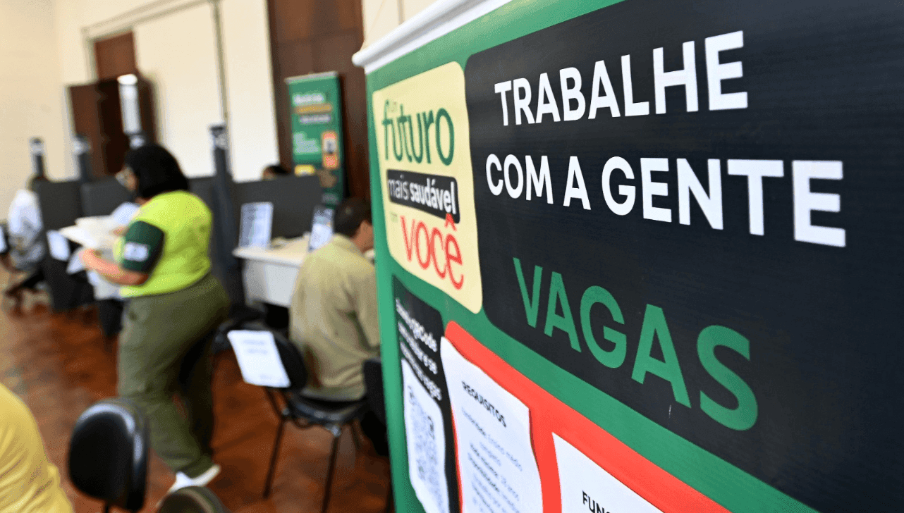Os interessados devem comparecer a uma das unidades do CPAT até o dia 13 de março levando RG, CPF e Carteira de Trabalho (física ou digital)